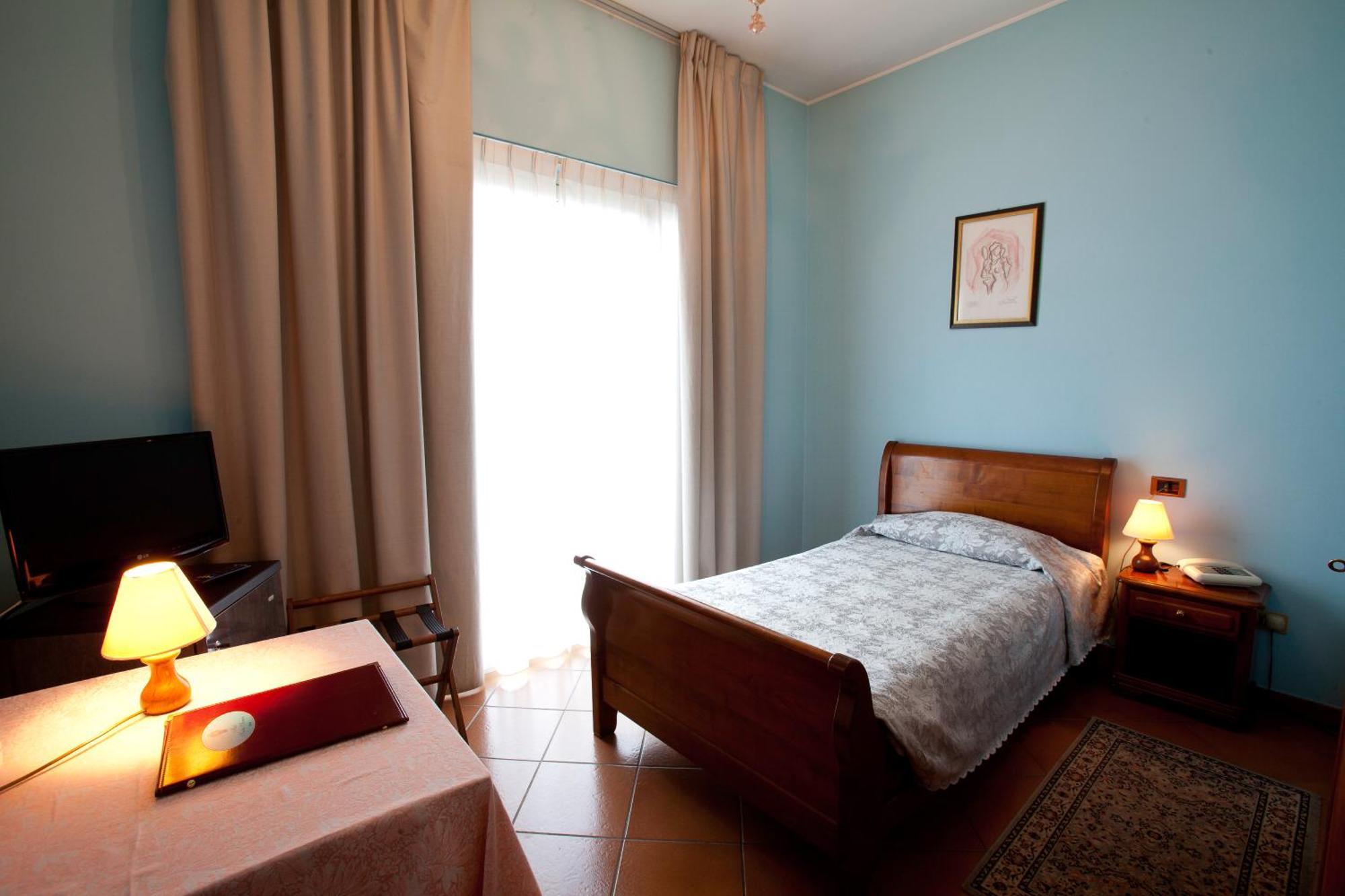 Hotel Nastro Azzurro Monguzzo Dış mekan fotoğraf