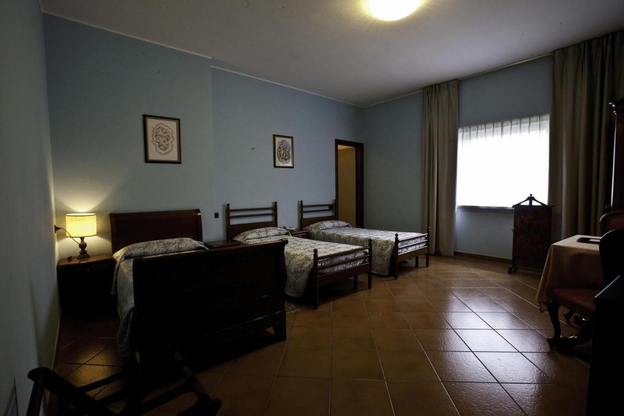 Hotel Nastro Azzurro Monguzzo Oda fotoğraf