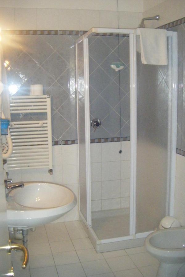 Hotel Nastro Azzurro Monguzzo Oda fotoğraf